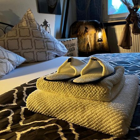 Touchdown21 Hotel Карлсруе Екстериор снимка